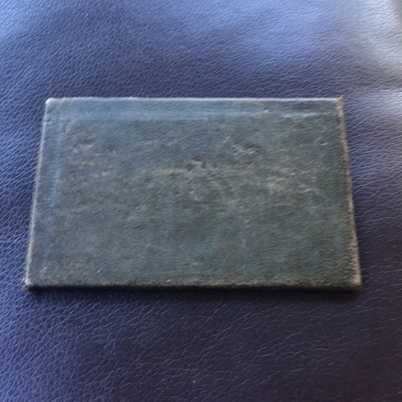 Vintage hand tooled leather purse Cute Mirror Inside - Picture 7 of 8